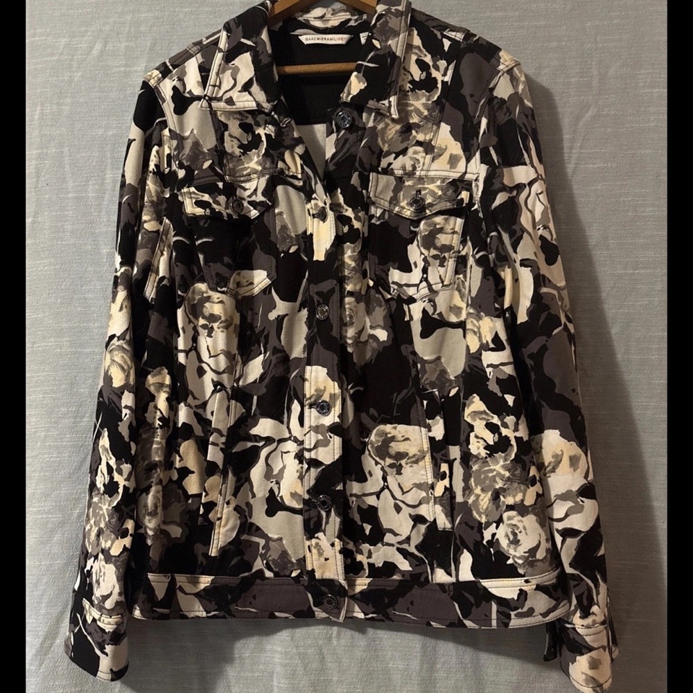 Isaac Mizrahi Jacket Black/Gray/White Floral Button Up Women’s Sz 1X